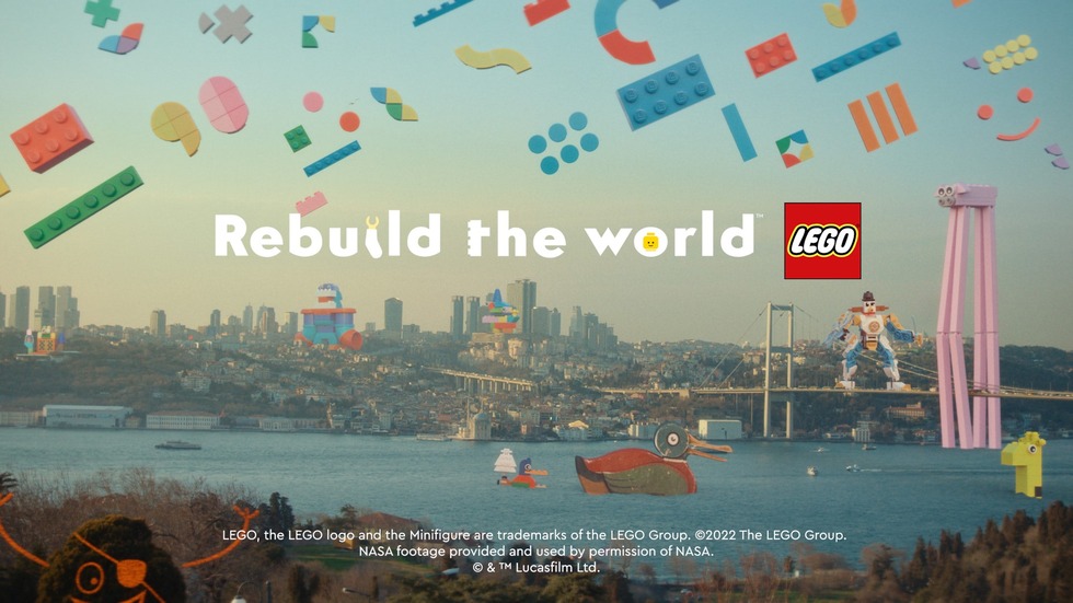 lego pieces superimposed on san francisco cityscape 